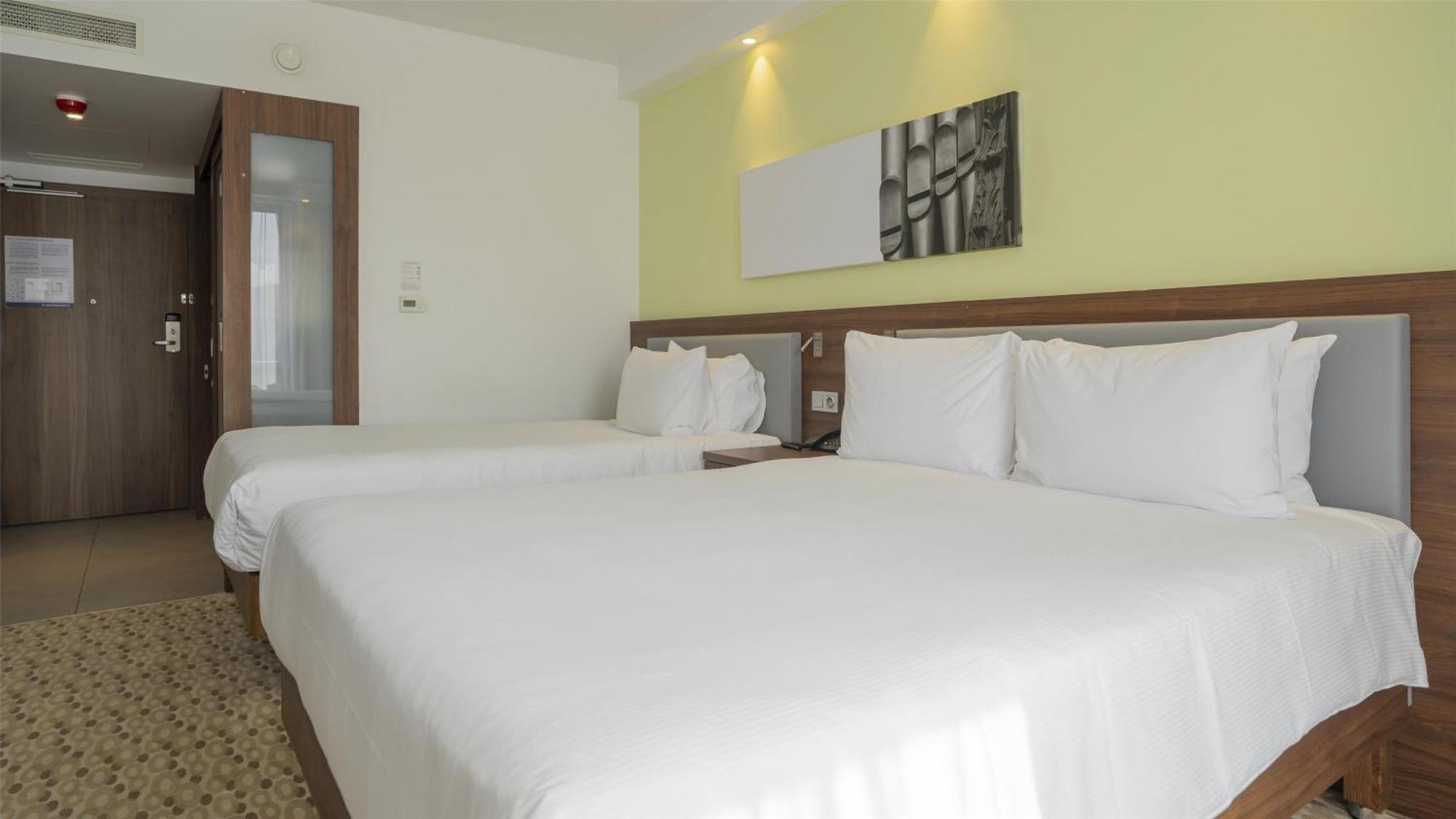 Hampton By Hilton Gdansk Oliwa — Fotos 2